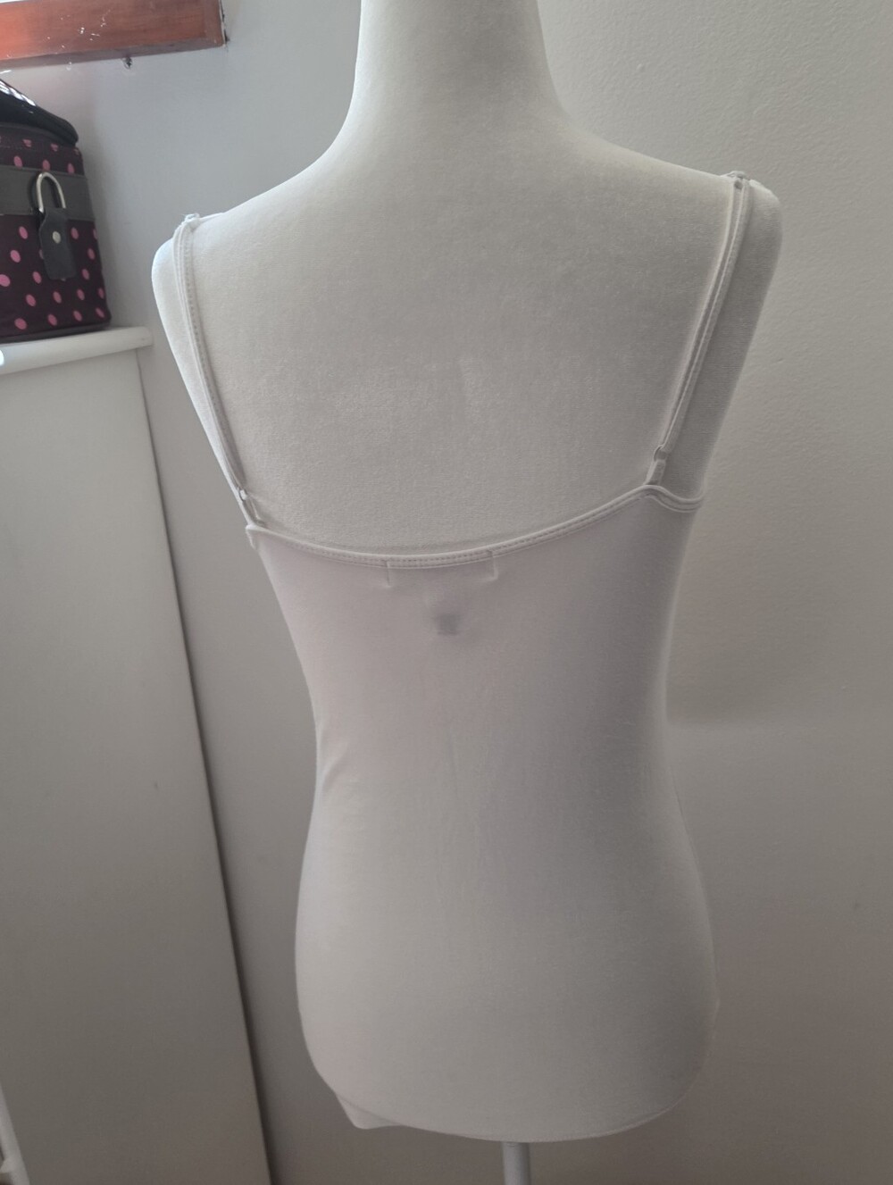 Forever 21 White Casual Layering Everyday Basic Minimalist Tank Top Small - Picture 3 of 10